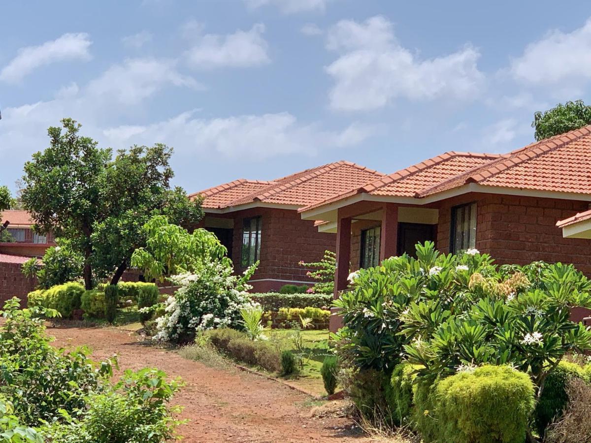 Kudān Regenta Resort Mango Village Guhagar מראה חיצוני תמונה